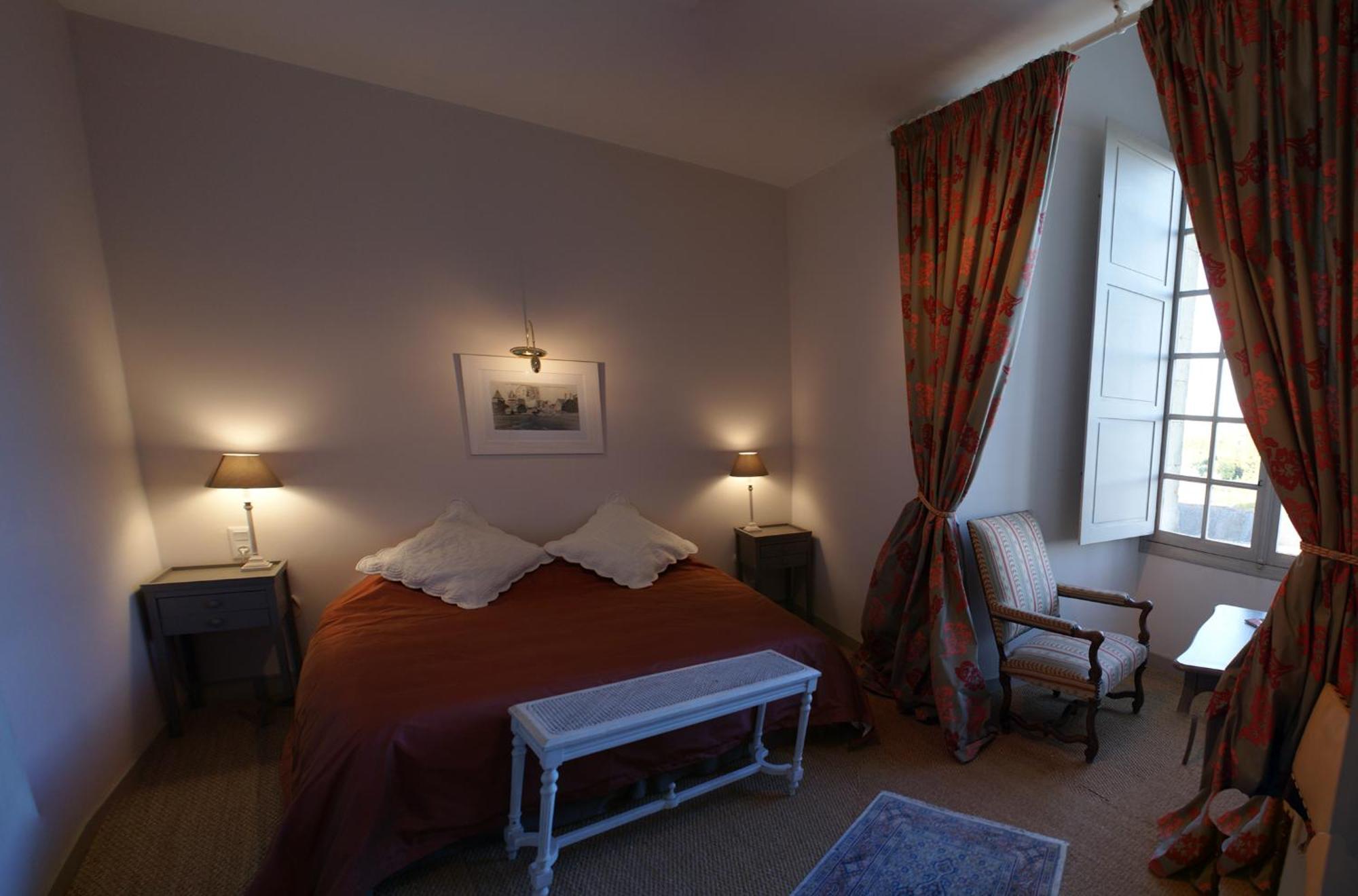 Chateau De Durtal Bed and Breakfast Exterior foto