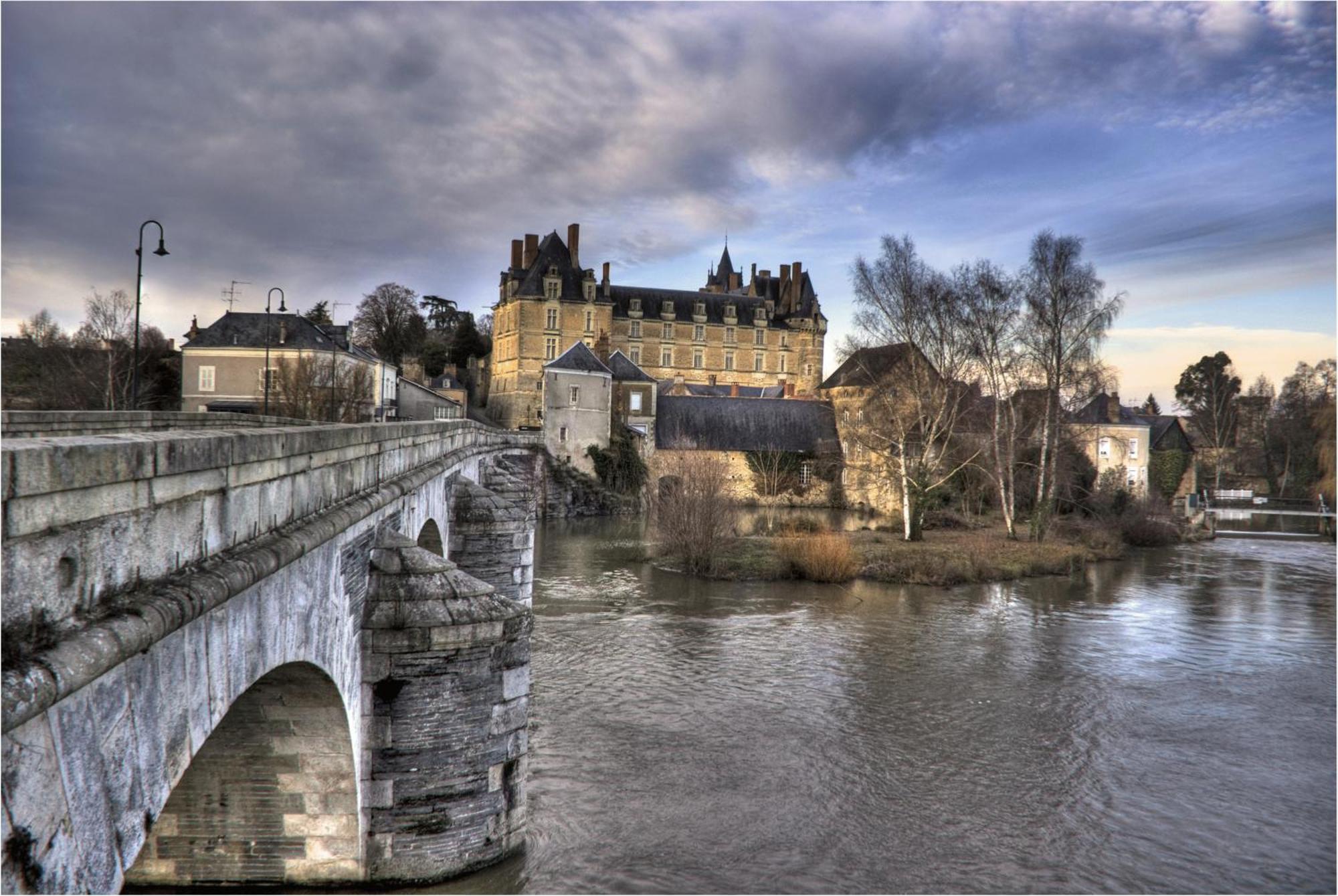 Chateau De Durtal Bed and Breakfast Exterior foto