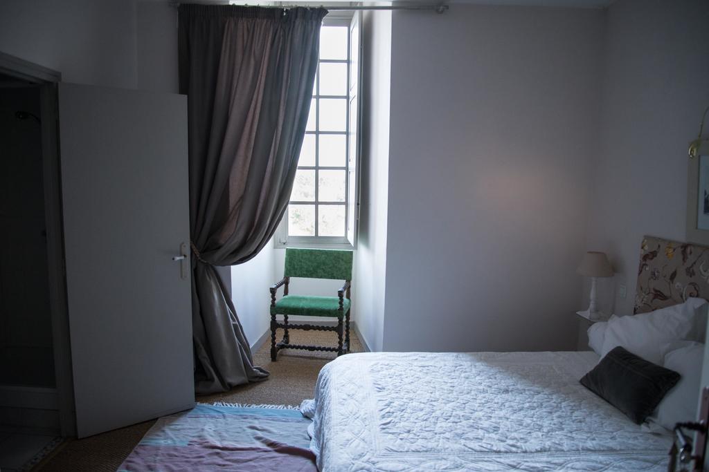 Chateau De Durtal Bed and Breakfast Exterior foto